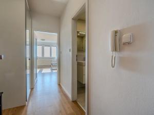 Prodej bytu 1+kk, Praha - Troja, Hnězdenská, 38 m2