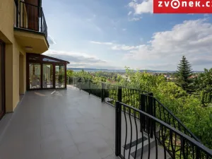 Prodej kanceláře, Hranice - Hranice I-Město, 660 m2