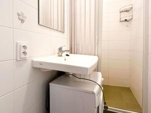 Pronájem bytu 1+kk, Praha - Braník, Vavřenova, 25 m2