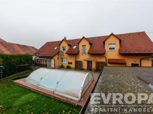 Prodej rodinného domu, Jesenice, Budějovická, 400 m2