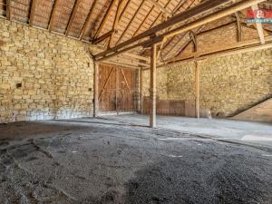 Prodej činžovního domu, Evaň, 110 m2