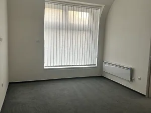 Pronájem obchodního prostoru, Průhonice, Hlavní, 40 m2