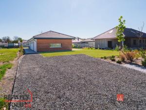 Prodej bytu 3+kk, Lužany, 67 m2