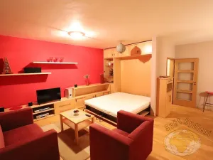 Pronájem bytu 1+kk, Praha - Košíře, Pod školou, 52 m2