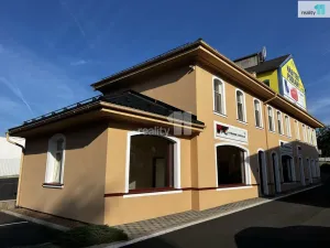 Pronájem kanceláře, Karlovy Vary - Dvory, Chebská, 31 m2