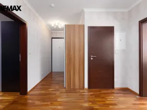 Prodej bytu 3+kk, Karlovy Vary, Pražská silnice, 99 m2