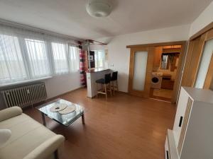 Pronájem bytu 2+kk, Pardubice, 43 m2