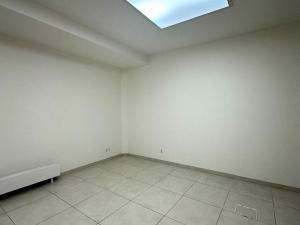 Pronájem obchodního prostoru, Praha - Karlín, Křižíkova, 25 m2