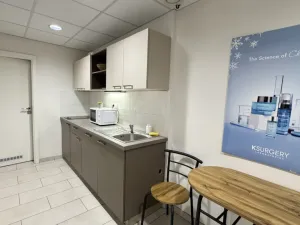 Pronájem obchodního prostoru, Praha - Karlín, Křižíkova, 19 m2