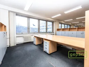Pronájem kanceláře, Praha - Motol, Plzeňská, 653 m2