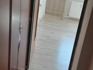 Pronájem bytu 1+kk, Teplice, U Vlastního krbu, 20 m2