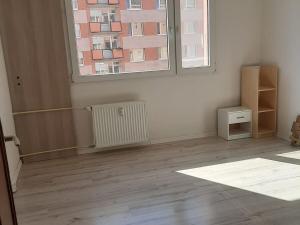 Pronájem bytu 1+kk, Teplice, U Vlastního krbu, 20 m2