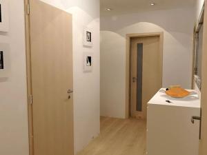 Prodej bytu 3+kk, Praha - Prosek, Litvínovská, 66 m2