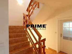 Pronájem rodinného domu, Průhonice, Pod Valem II., 260 m2