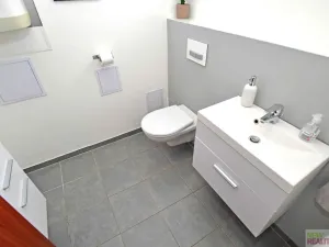 Pronájem rodinného domu, Popovičky - Chomutovice, Petrovy Vrchy, 113 m2