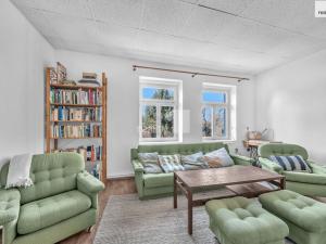 Prodej rodinného domu, Zákupy - Brenná, 274 m2