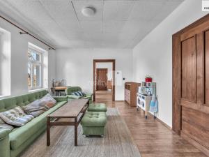 Prodej rodinného domu, Zákupy - Brenná, 274 m2