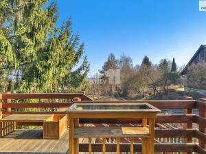 Prodej rodinného domu, Zákupy - Brenná, 274 m2