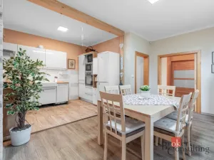 Prodej obchodního prostoru, Jablonec nad Nisou - Mšeno nad Nisou, Želivského, 300 m2