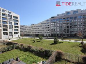 Pronájem bytu 3+kk, Praha - Karlín, Za Karlínským přístavem, 77 m2