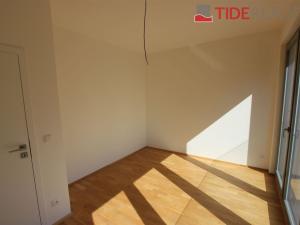 Pronájem bytu 3+kk, Praha - Karlín, Za Karlínským přístavem, 77 m2