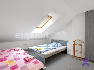 Prodej restaurace, Bojkovice, Sušilova, 1000 m2