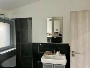 Pronájem bytu 3+kk, Praha - Točná, Branišovská, 90 m2