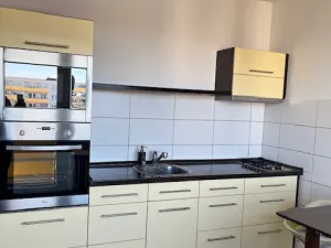 Pronájem bytu 2+1, Hradec Králové - Nový Hradec Králové, třída Edvarda Beneše, 78 m2