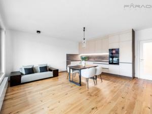 Pronájem bytu 3+kk, Praha - Nusle, Mužíkova, 107 m2