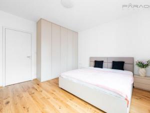 Pronájem bytu 3+kk, Praha - Nusle, Mužíkova, 107 m2