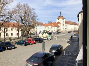 Pronájem kanceláře, Jílové u Prahy, Masarykovo náměstí, 39 m2