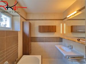 Prodej rodinného domu, Černouček, 180 m2