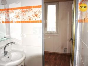 Pronájem bytu 2+1, Napajedla, Nábřeží, 61 m2