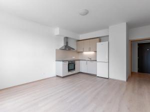 Pronájem bytu 2+kk, Praha - Vysočany, Pechmanových, 46 m2