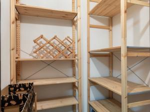 Pronájem bytu 1+kk, Praha - Zličín, Sazovická, 30 m2