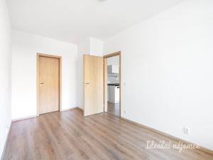 Pronájem bytu 2+kk, Praha - Libeň, Kurta Konráda, 53 m2