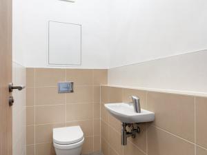 Pronájem bytu 2+kk, Praha - Libeň, Kurta Konráda, 53 m2