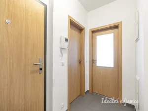 Pronájem bytu 2+kk, Praha - Libeň, Kurta Konráda, 53 m2