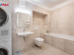 Prodej bytu 3+kk, Karlovy Vary, Sadová, 83 m2