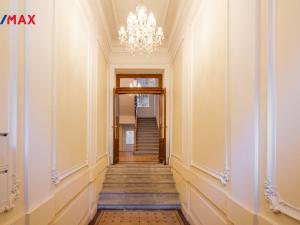 Prodej bytu 3+kk, Karlovy Vary, Sadová, 83 m2