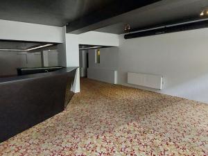 Pronájem obchodního prostoru, Valašské Meziříčí, Vsetínská, 130 m2