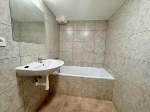 Pronájem bytu 1+kk, Praha - Vysočany, Freyova, 25 m2