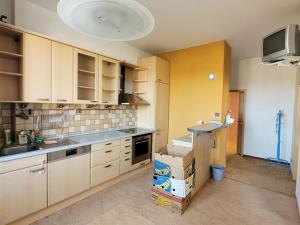 Pronájem bytu 3+1, Praha - Košíře, Na výši, 111 m2