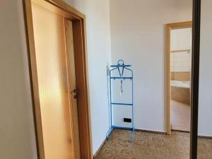 Pronájem bytu 3+1, Praha - Košíře, Na výši, 111 m2