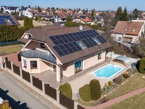 Prodej rodinného domu, Horoměřice, 350 m2