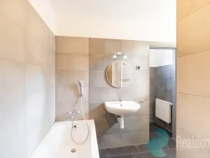 Prodej zemědělské usedlosti, Hrdějovice, Na Návsi, 220 m2