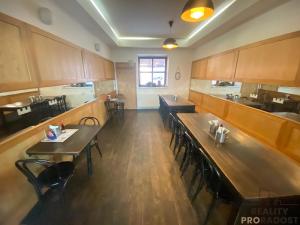 Prodej restaurace, Přerov, Dluhonská, 286 m2