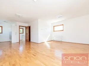 Pronájem rodinného domu, Praha - Jinonice, Vacínovská, 360 m2