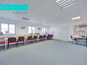 Prodej kanceláře, Olomouc - Neředín, 1500 m2