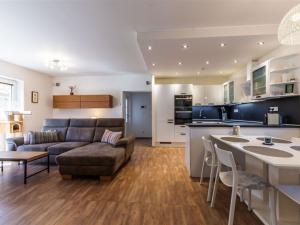 Prodej rodinného domu, Kostelec nad Černými lesy - Kostelec nad Černými Lesy, Na Hrázi, 125 m2